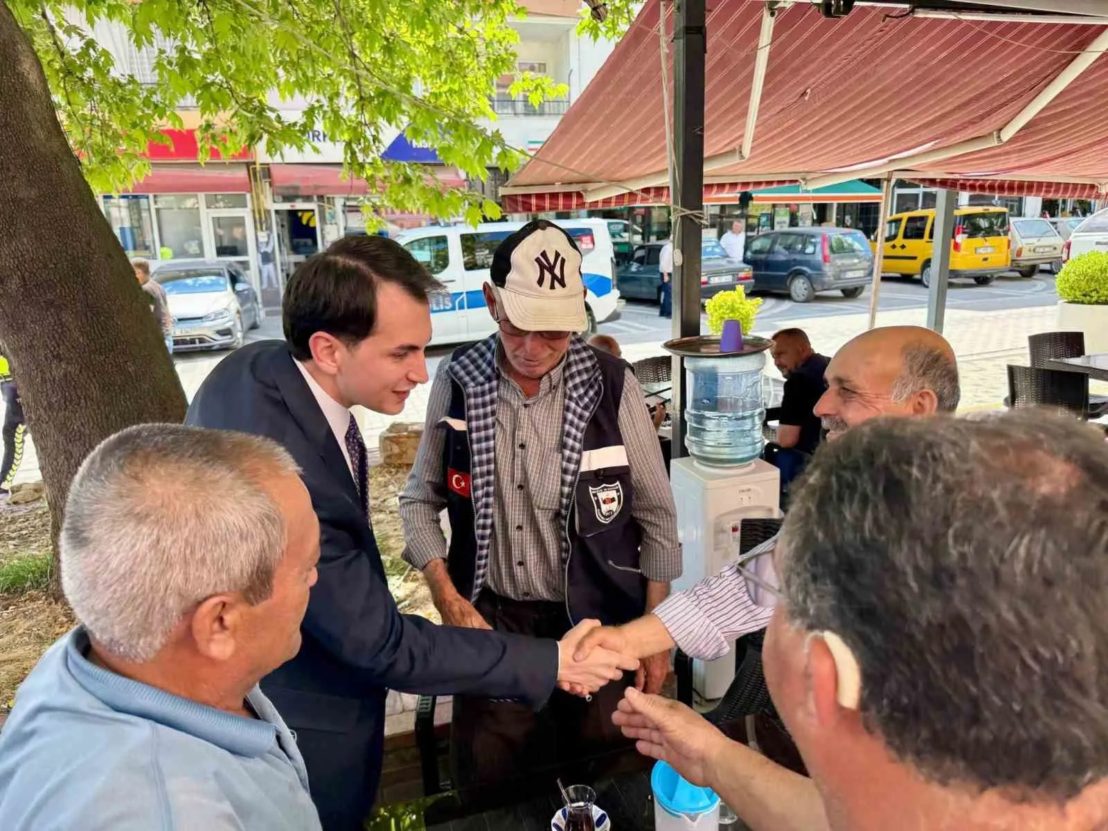 Hisarcık'ta saha mesaisi: Kaymakam Atam'dan esnafa yakın markaj