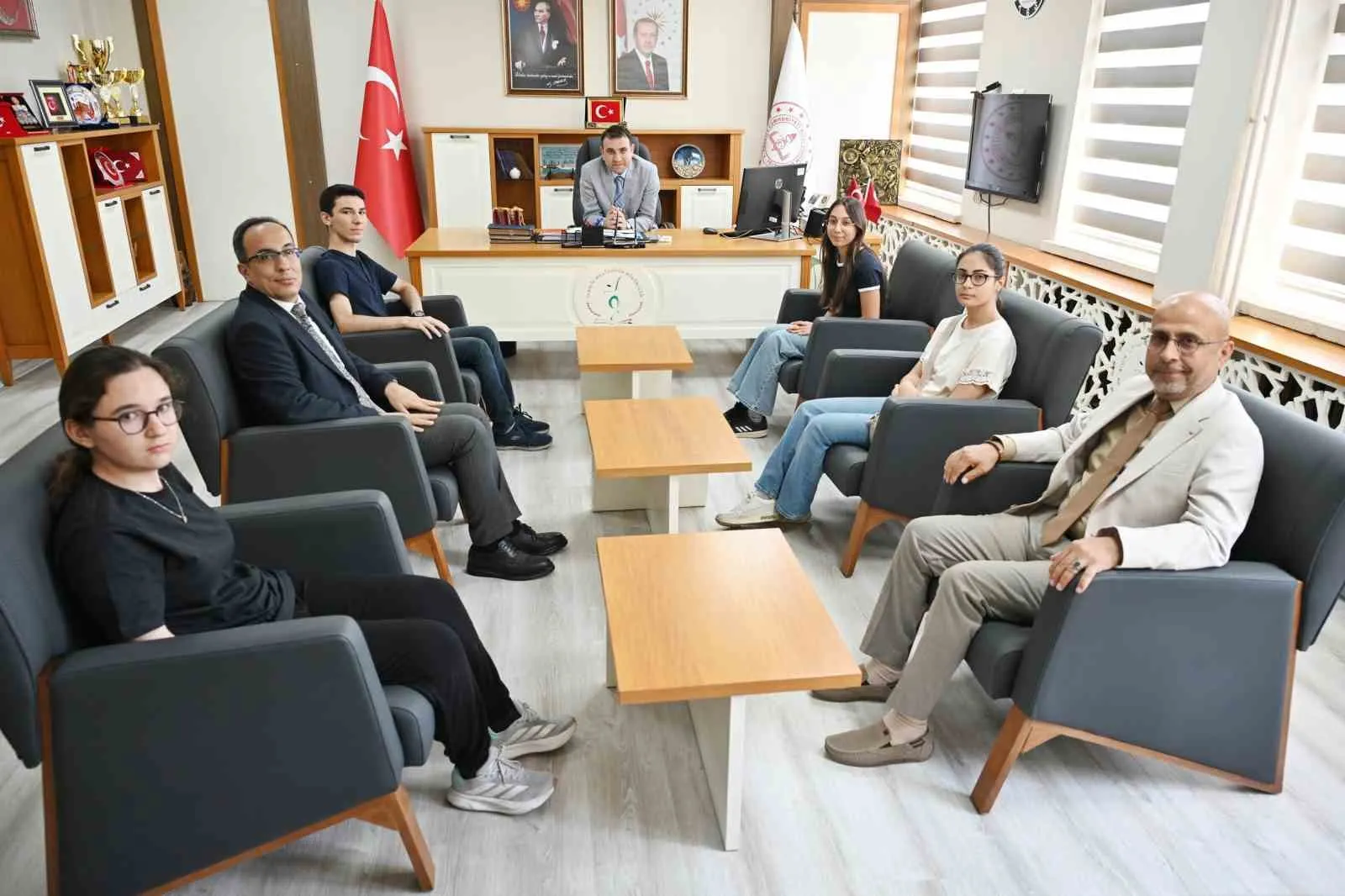 Aydınlı gençlerden büyük başarı: YKS zirvesinde yerlerini aldılar
