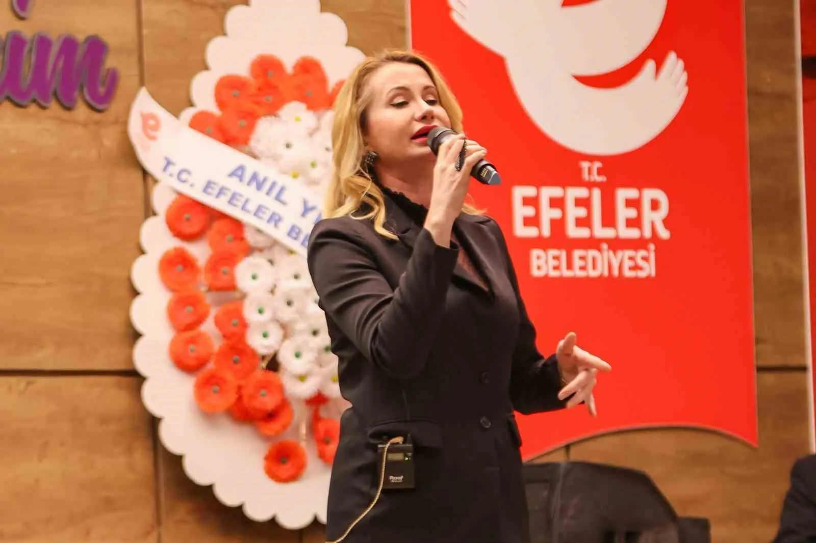 Efeler’de yıldızlar altında müzik ziyafeti: Perşembe akşamlarının yeni adresi belli oldu