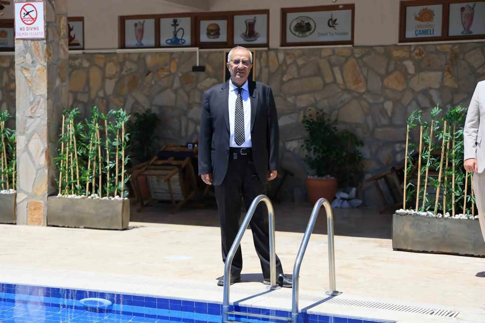 Çameli’de kulaçlar geleceğe atılıyor: Hedef yüzme bilmeyen çocuk bırakmamak
