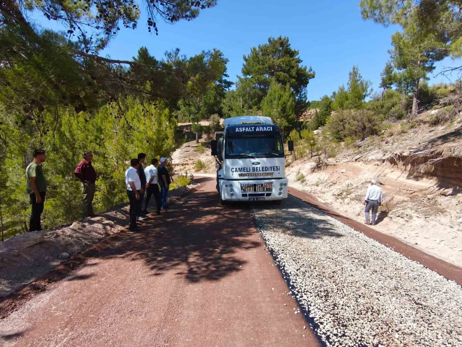 Çameli’nde ulaşım hamlesi: Asfalt sezonu Kolak’tan start aldı