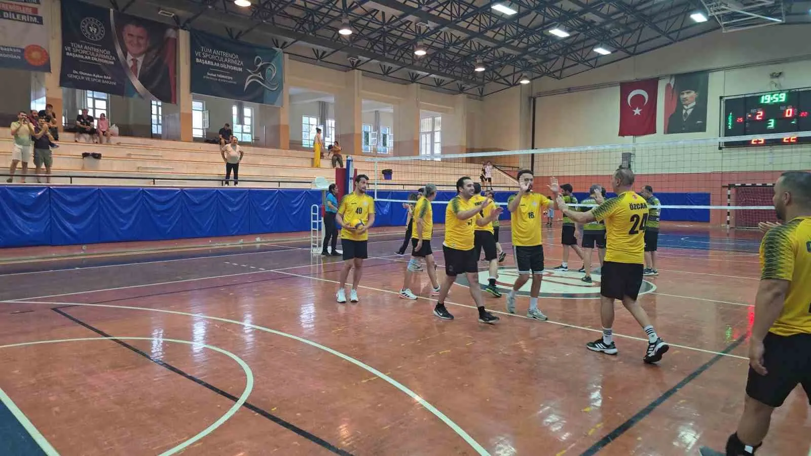 Filede Köşk rüzgarı: Yarı finalin kapısını set vermeden açtılar