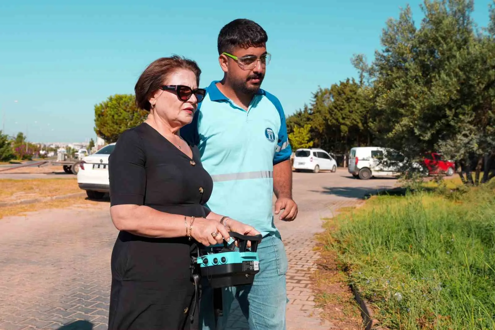 Didim'de yeşil alanlarda dijital dönem: Başkan Gençay robotik teknolojiyi sahaya sürdü