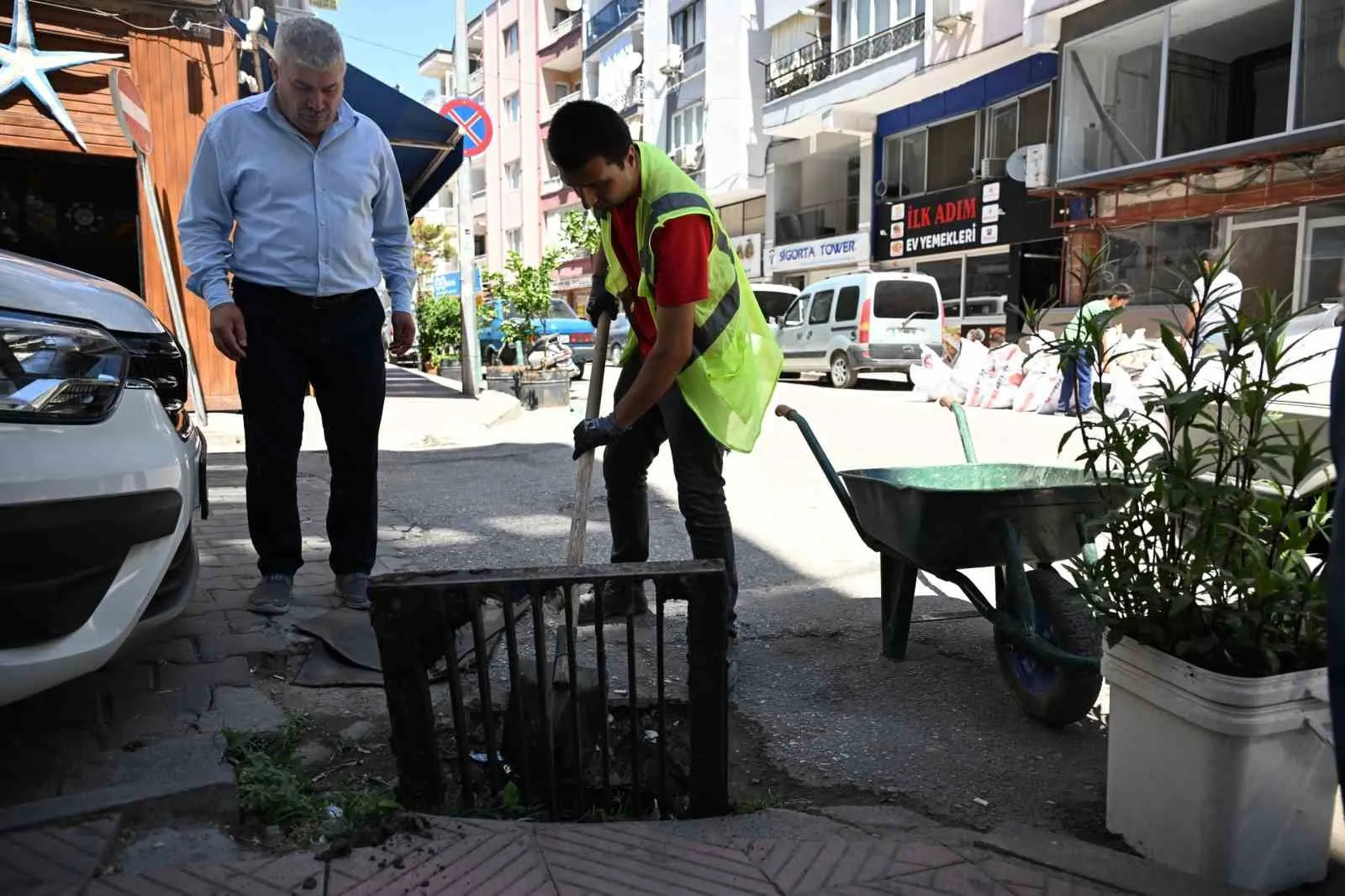 Manisa’da su baskınlarına karşı önleyici hamle: 17 ilçede mazgallar yenileniyor