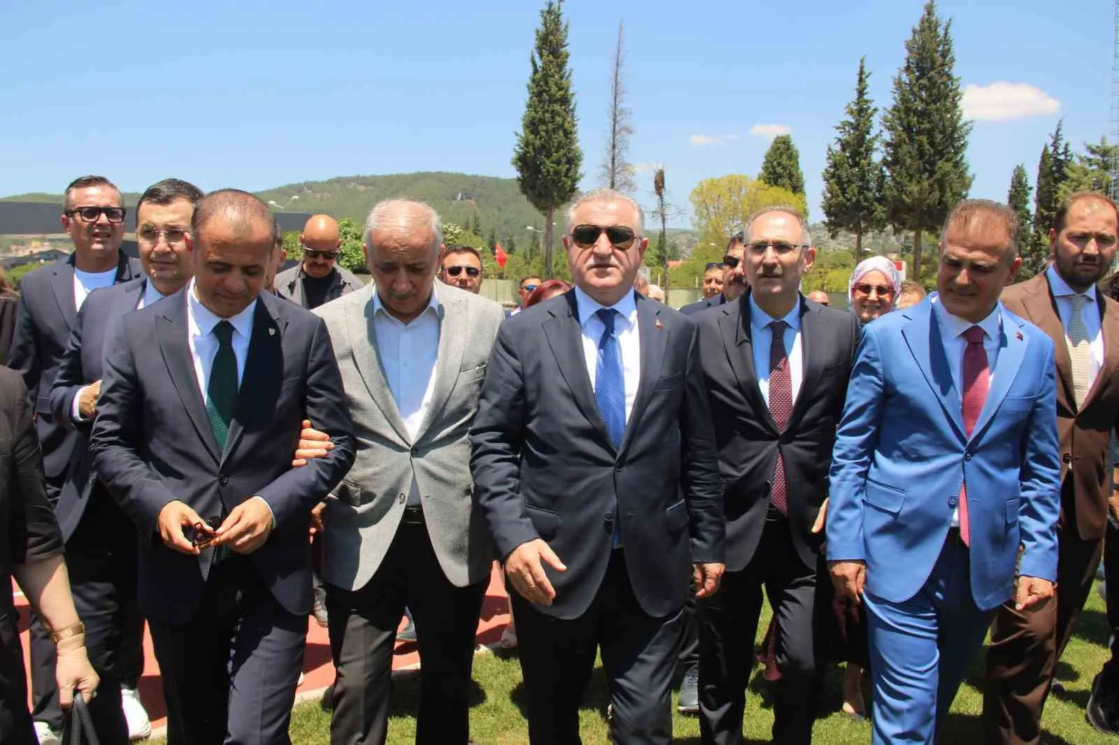 Bakan Bak'tan Muğla'ya dev spor yatırımı: Barınma sorunu tarih oluyor