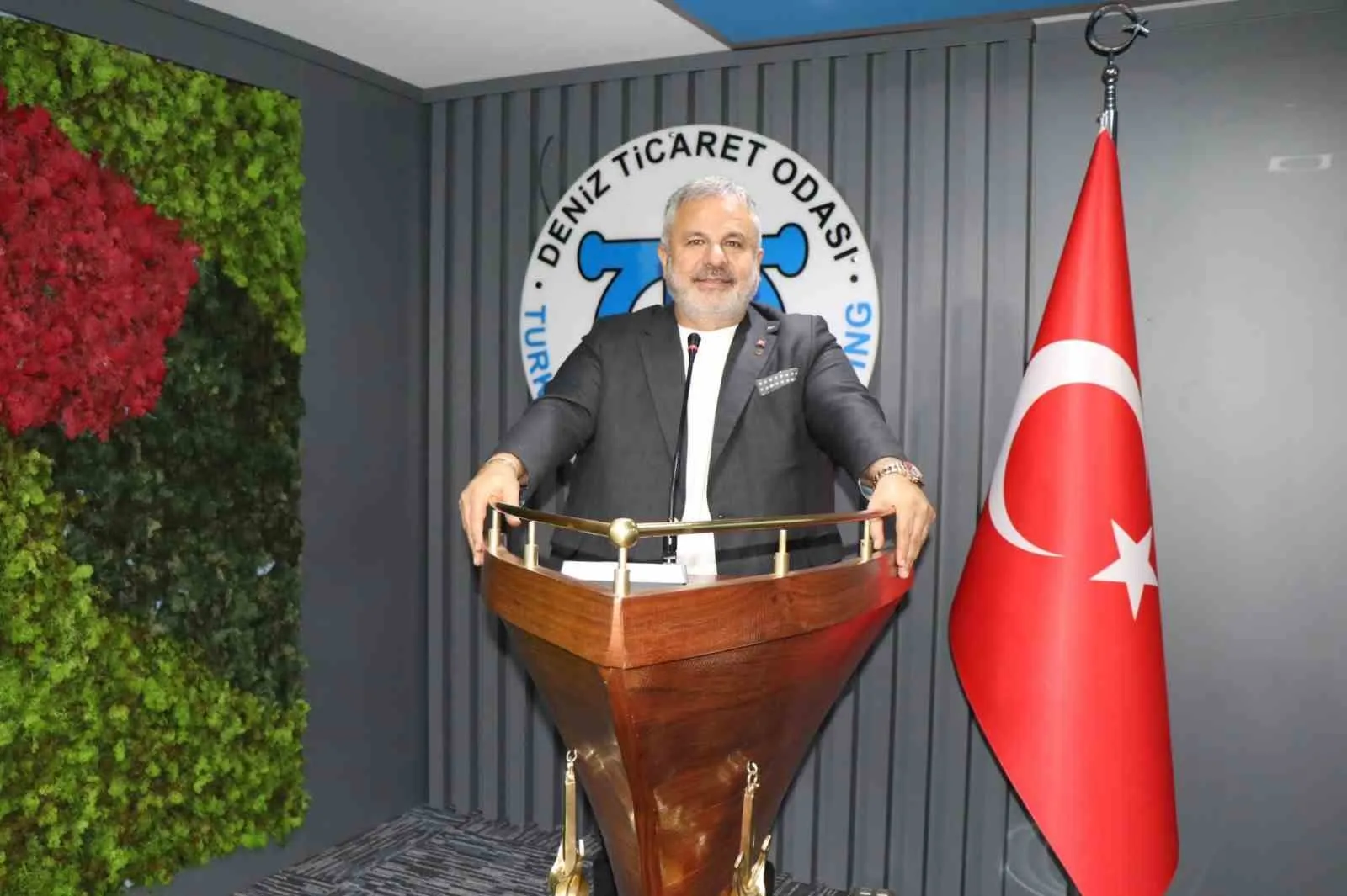 Deniz ticaretinin kalbi Aliağa’da atıyor: 2026’nın ilk yarısında zirveyi bırakmadı