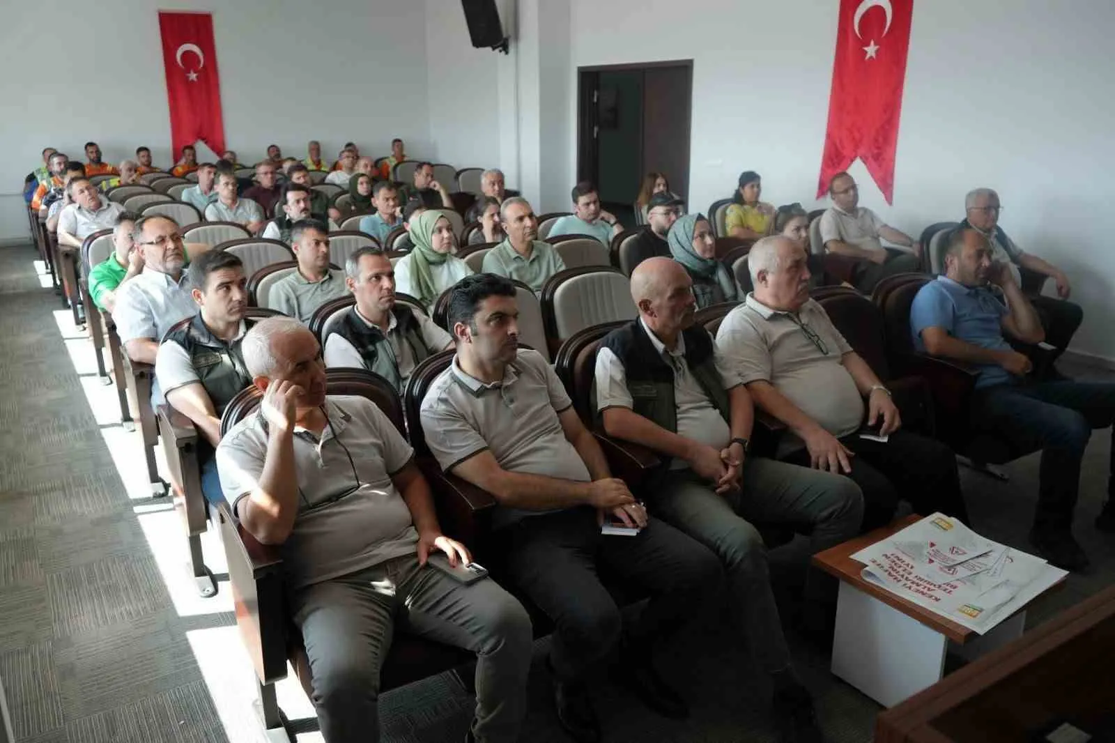 Ormanın kahramanlarına kene uyarısı: Sahada hayati önlemler masaya yatırıldı
