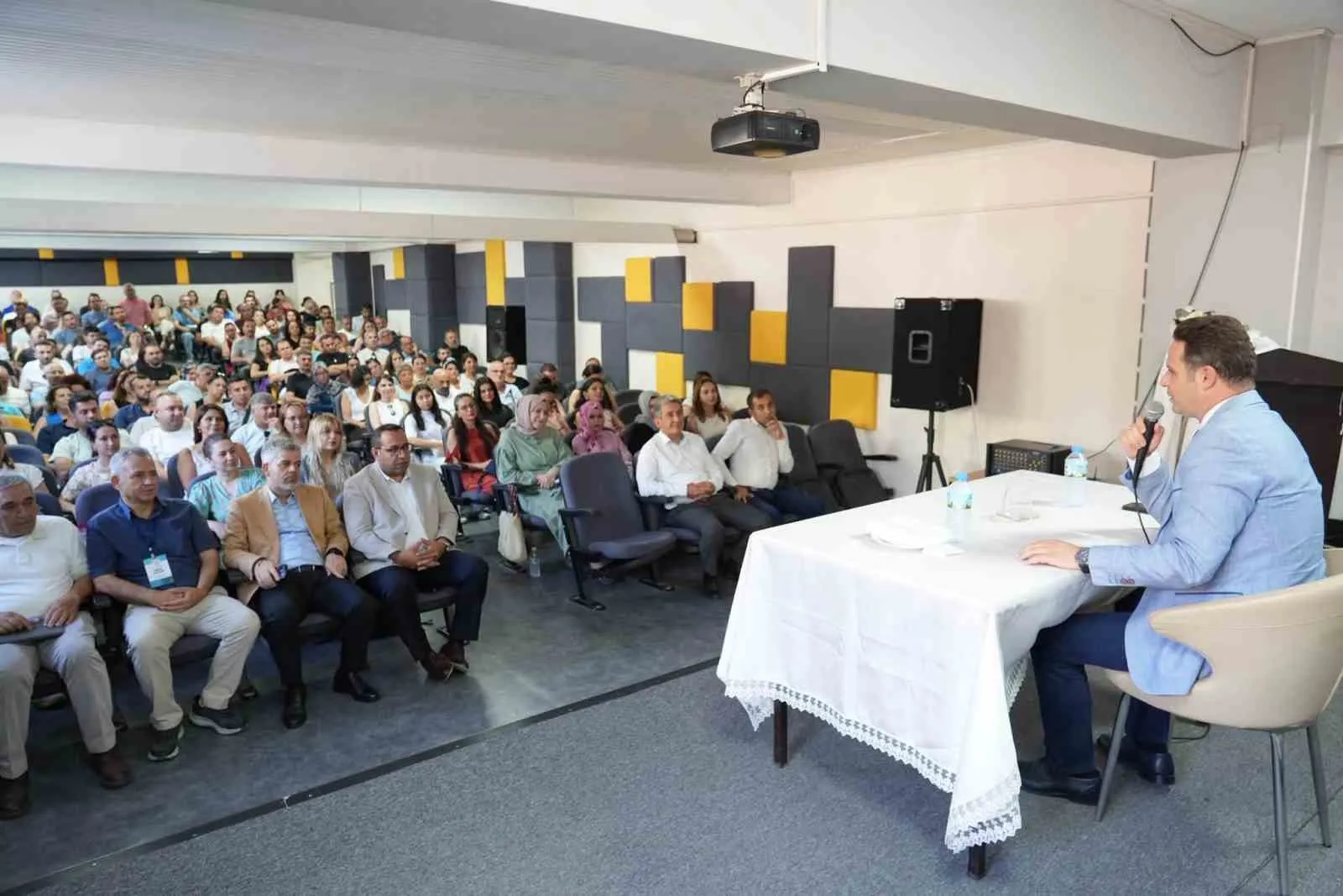 Muğla'da eğitimde yeni dönem: Geleceğin okul liderleri sahneye çıkıyor