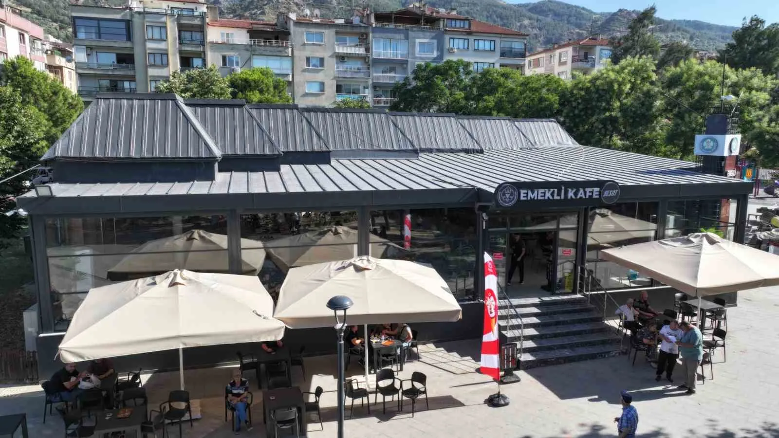 Manisalı emeklilerin yeni buluşma noktası: Huzur ve uygun fiyat bir arada