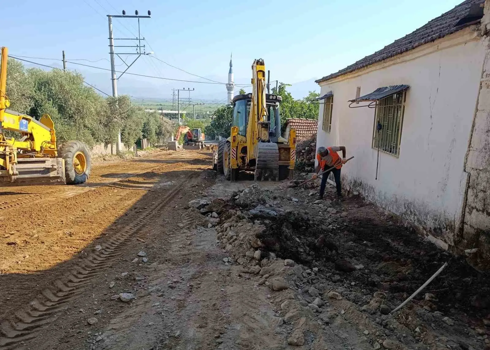Aydın’da ulaşım ağı baştan aşağı yenileniyor: 17 ilçede dev şantiye