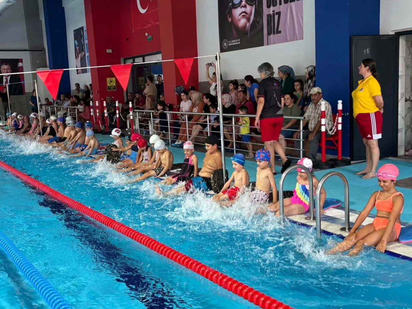 Germencik’te havuzun şampiyonları sertifikalarına kavuştu