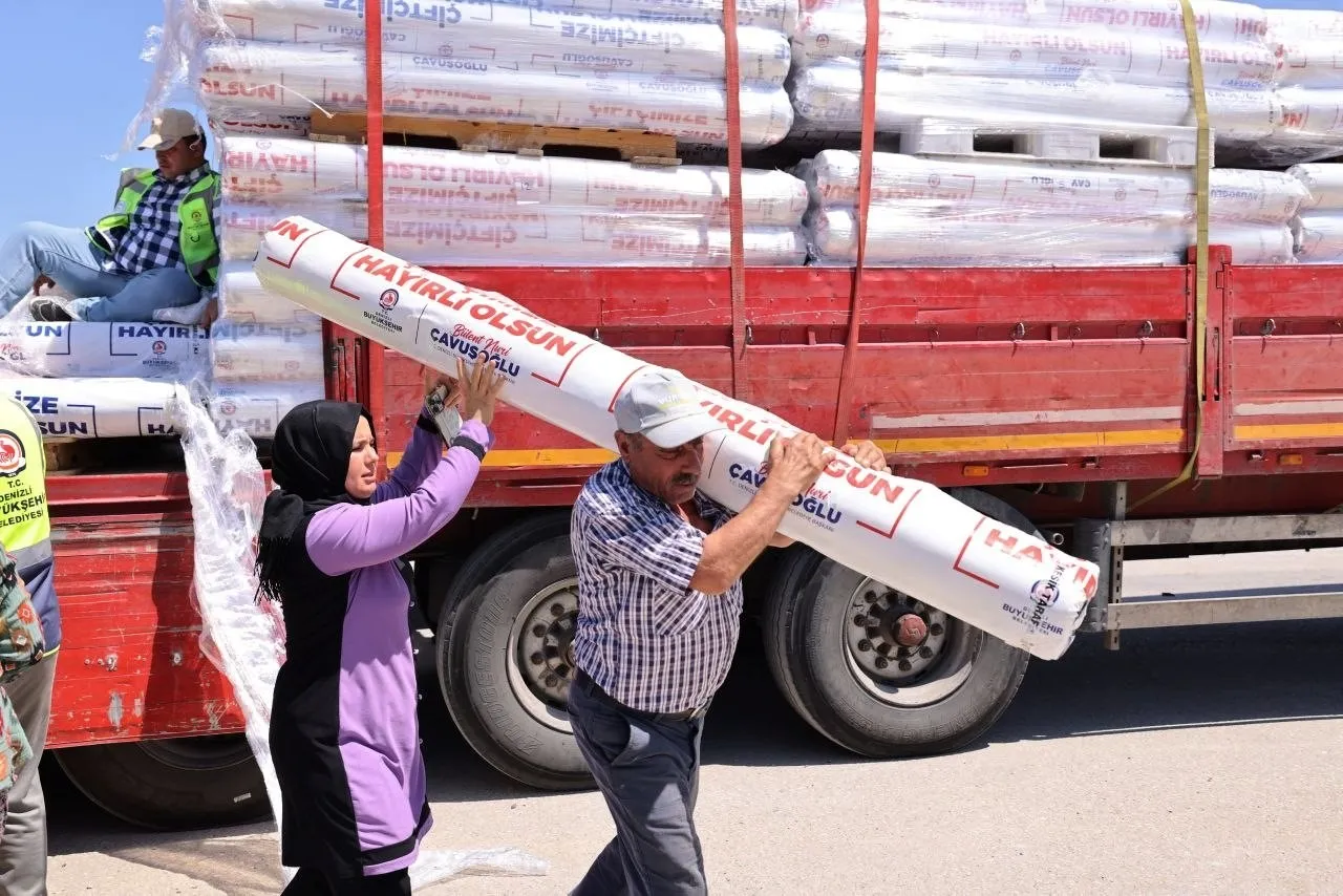 Denizli’de tarımsal üretim atağı: Binlerce çiftçiye sera desteği başladı