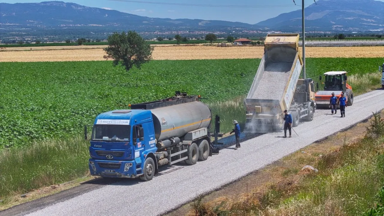 Tavas’ın üç mahallesinde ulaşım standardı yükseliyor: 14 kilometrelik yolda büyük dönüşüm