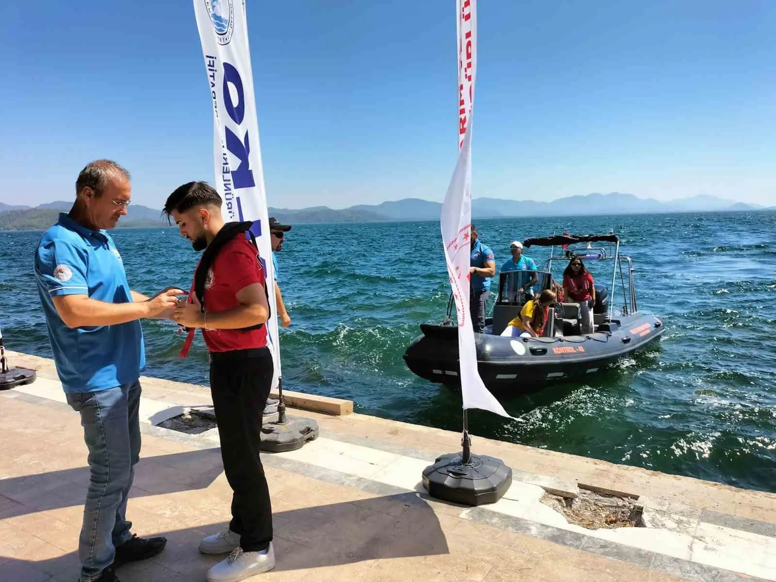 Köyceğiz Gölü’nde dev balıklandırma seferberliği: Gençler doğa için iş başında