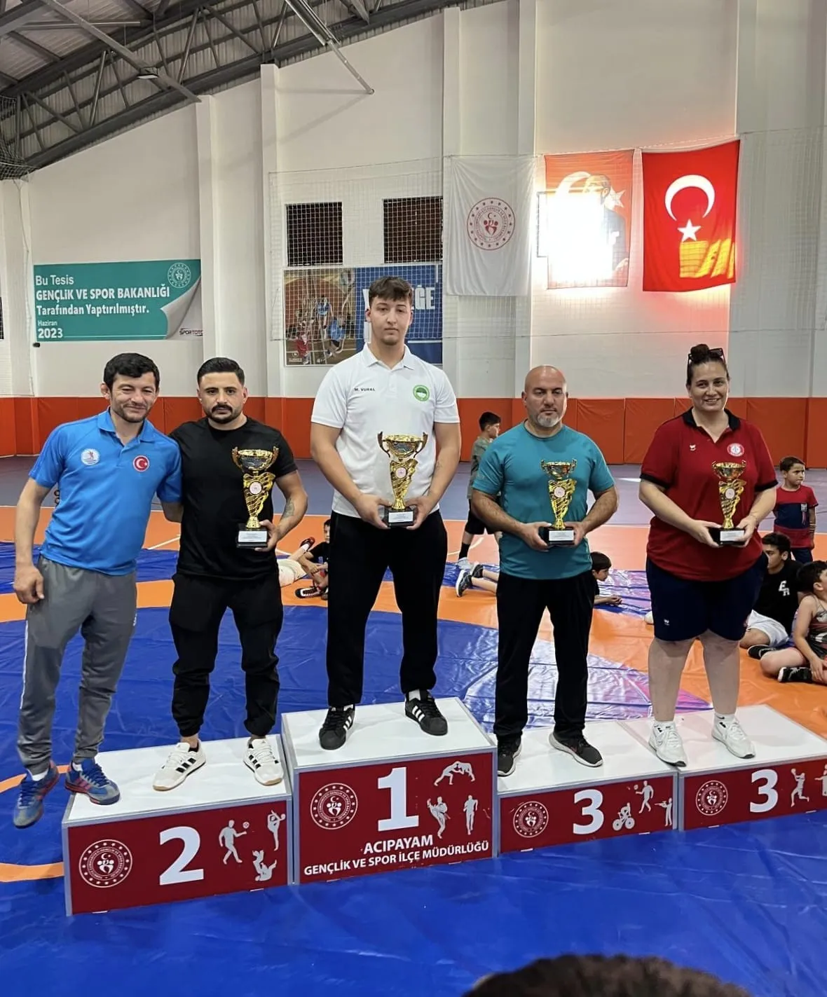 Minik güreşçilerden Denizli çıkarması: Manisa’ya madalya yağmuruyla döndüler