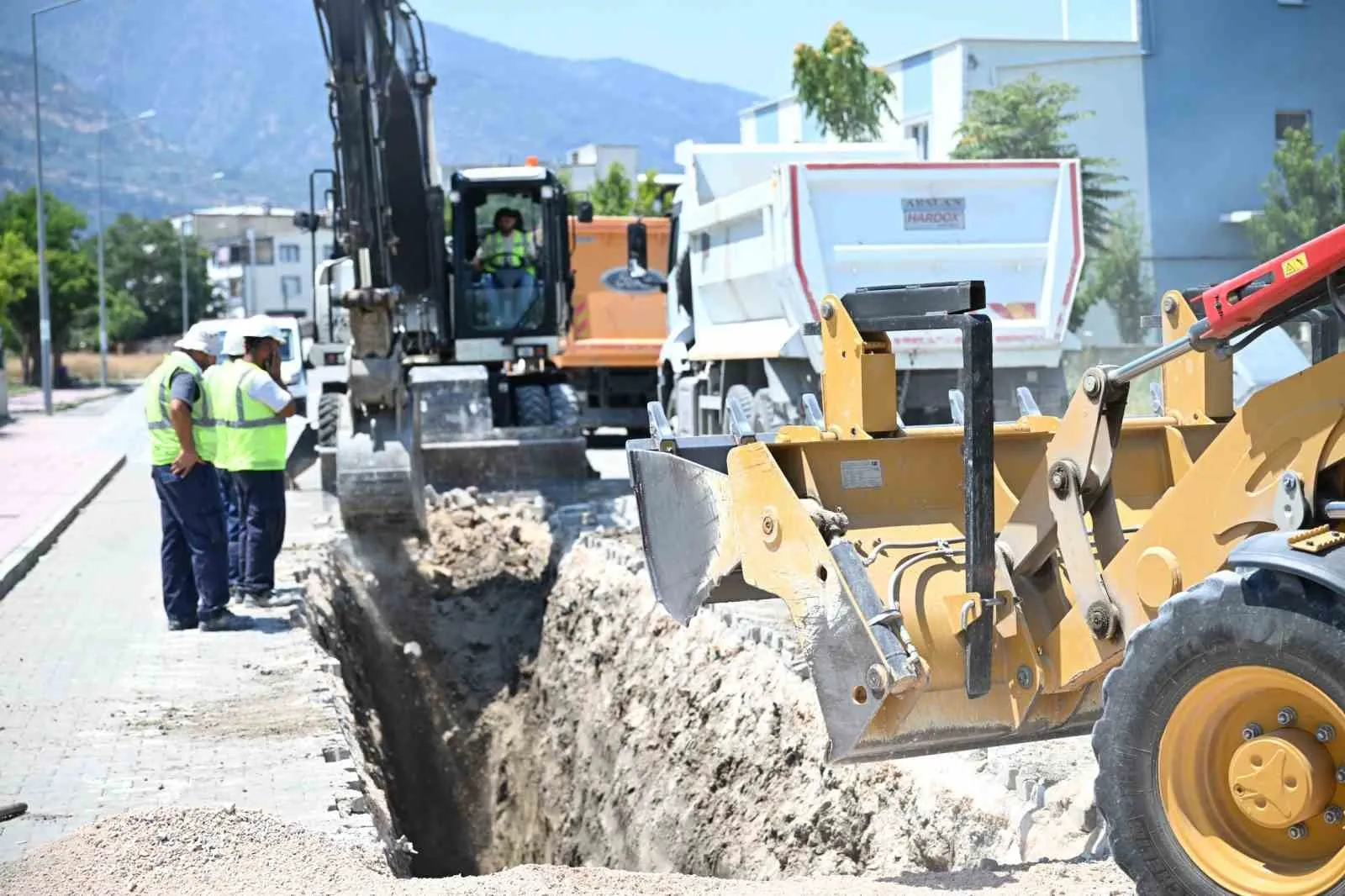 Şehzadeler’de altyapı seferberliği: Yağışlı havalar artık korkulu rüya olmayacak
