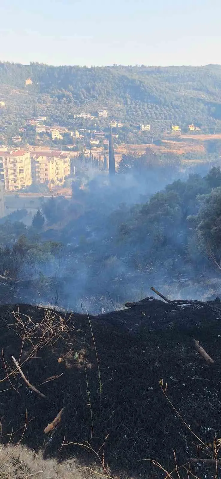 Söke'de korku dolu anlar: Yerleşim yerinin dibinde alevler yükseldi