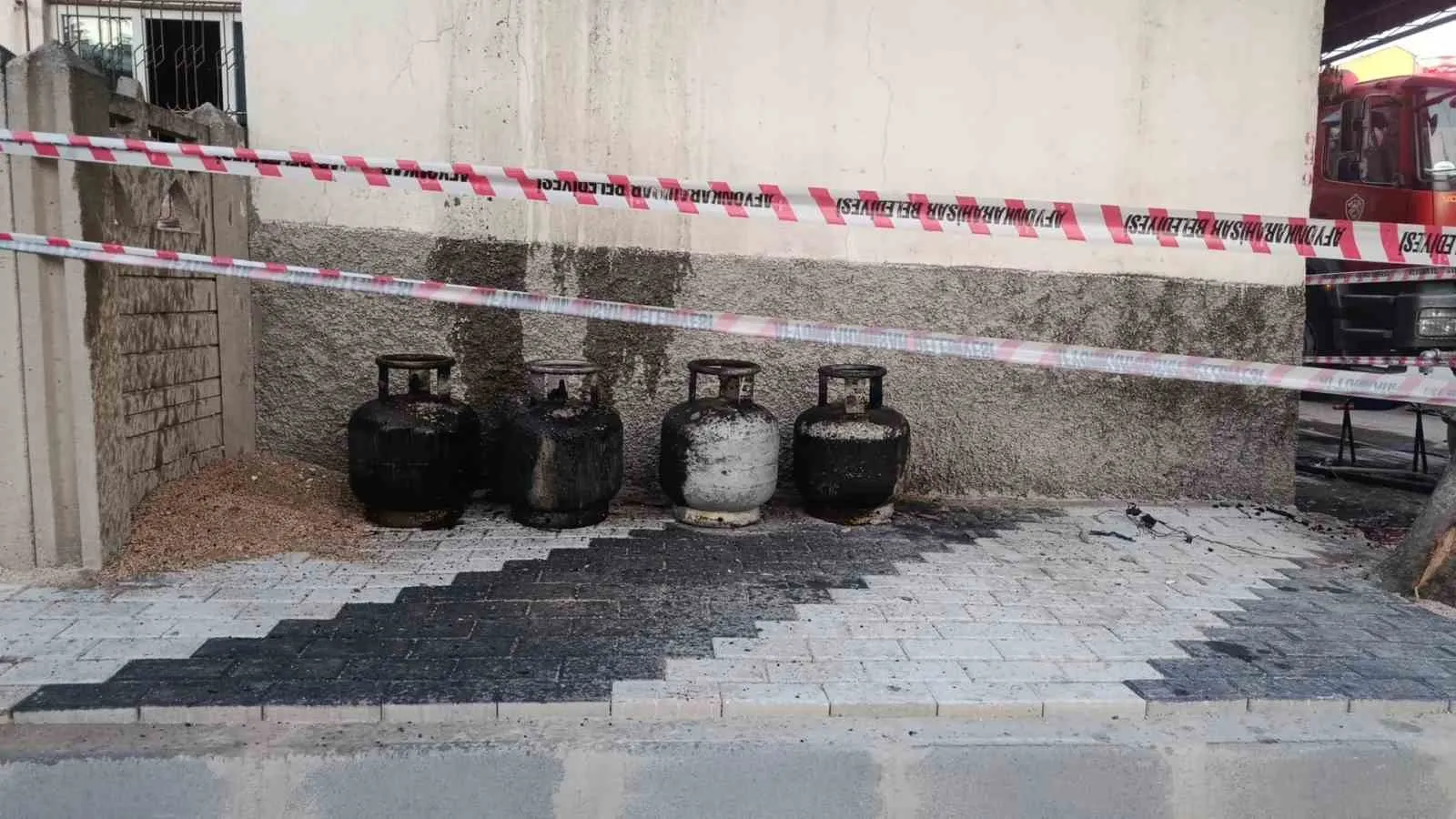 Düğün hazırlığı kabusa dönüyordu: Mutfaktaki tüpler bir anda alev aldı
