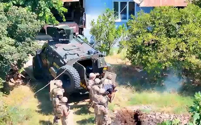 Aydın'da nefes kesen operasyon: 24 suç kaydı olan firari çatışmaya girdi