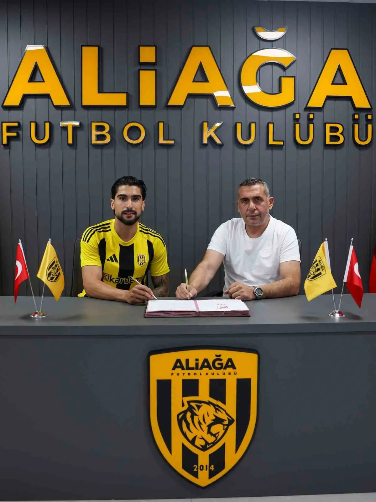 Aliağa FK’nın savunma hattına genç takviye: Birkan Yılmaz imzayı attı