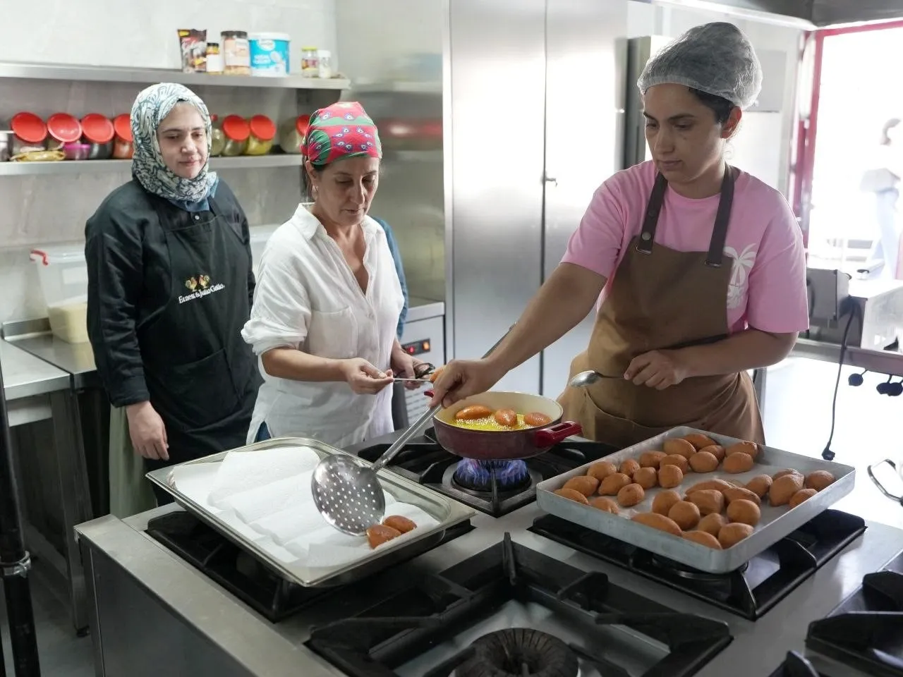Mutfak sanatlarında kariyer hedefleyenlere Denizli Büyükşehir’den profesyonel kapı