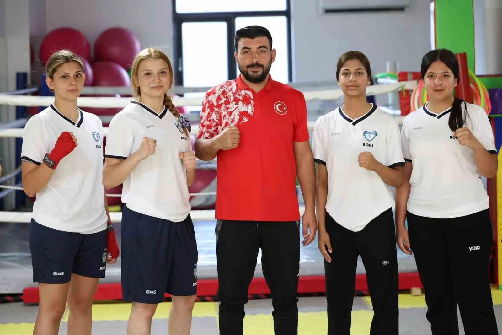 Denizli’nin genç eldivenleri Amasya yolcusu: Hedef kürsü