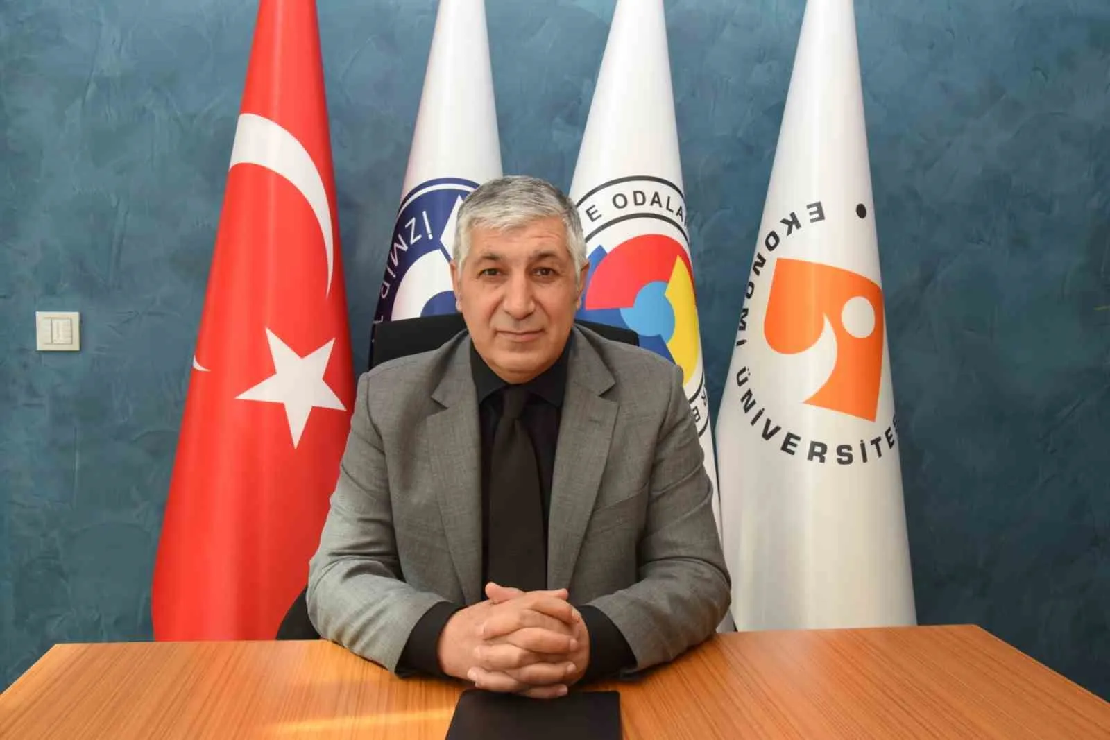 Dikili’de topraksız tarım devrimi: Yatırımcılar üretim için düğmeye bastı
