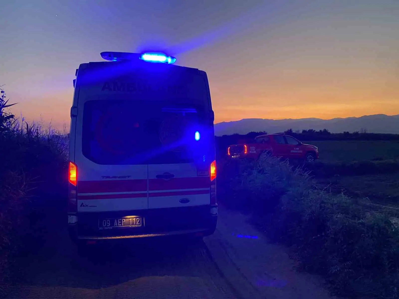 Nazilli'de nefes kesen operasyon: Arkadaşlarına veda etti, ekipler hayatını kurtardı
