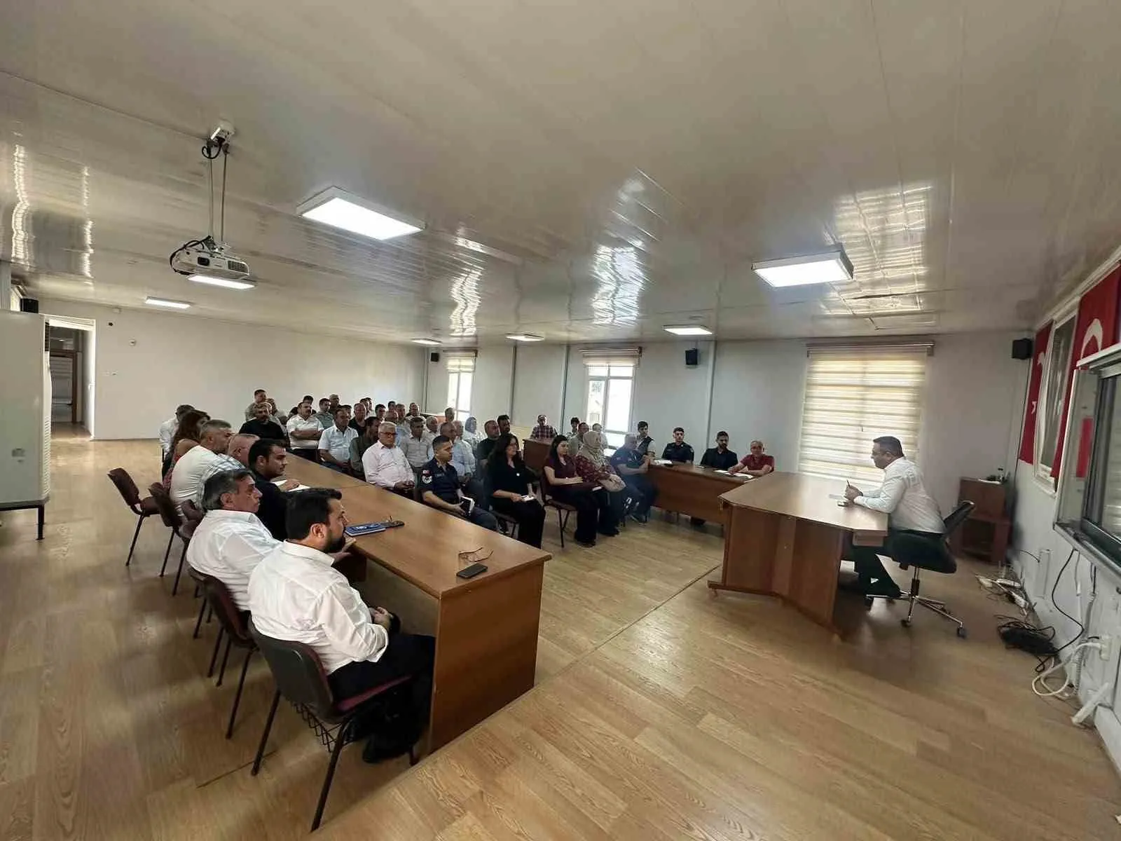 Sarıgöl'de orman yangınlarına karşı teyakkuz: Muhtarlara kritik görev