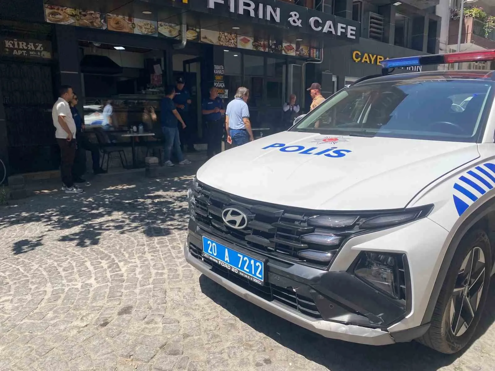Denizli’de esnafın hüzünlü sonu: Dükkanına ulaşamadan pastanede fenalaştı