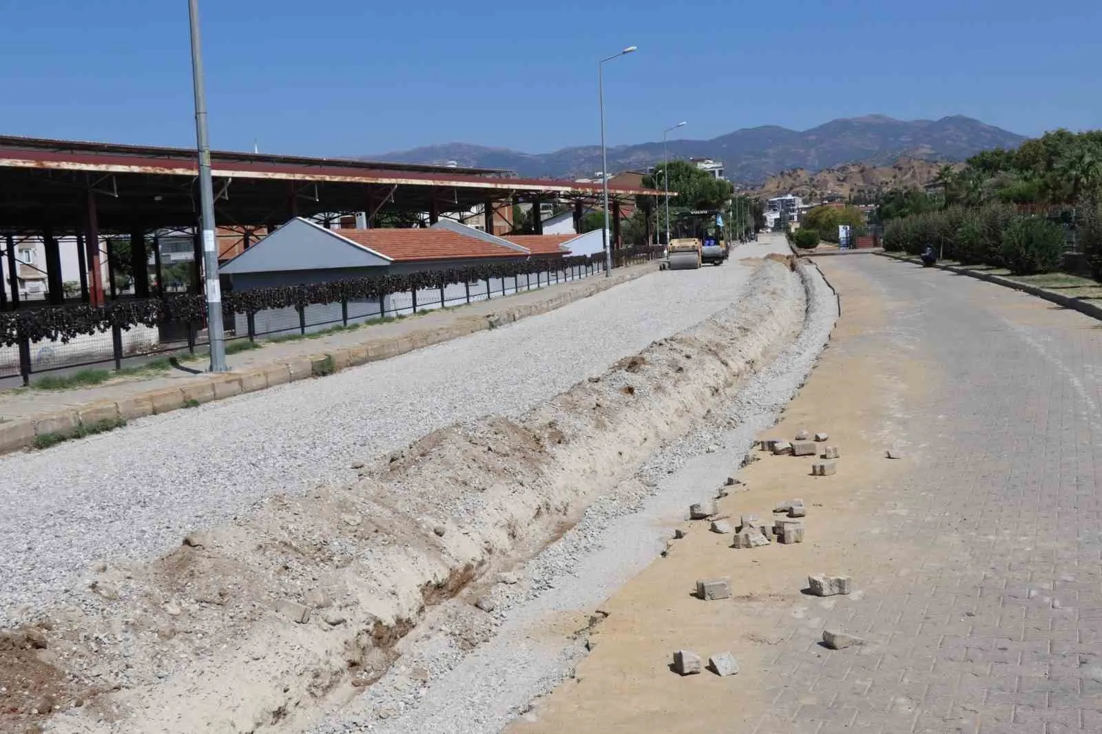 Nazilli’de asfalt seferberliği: Başkan Tetik’ten hizmet vurgusu
