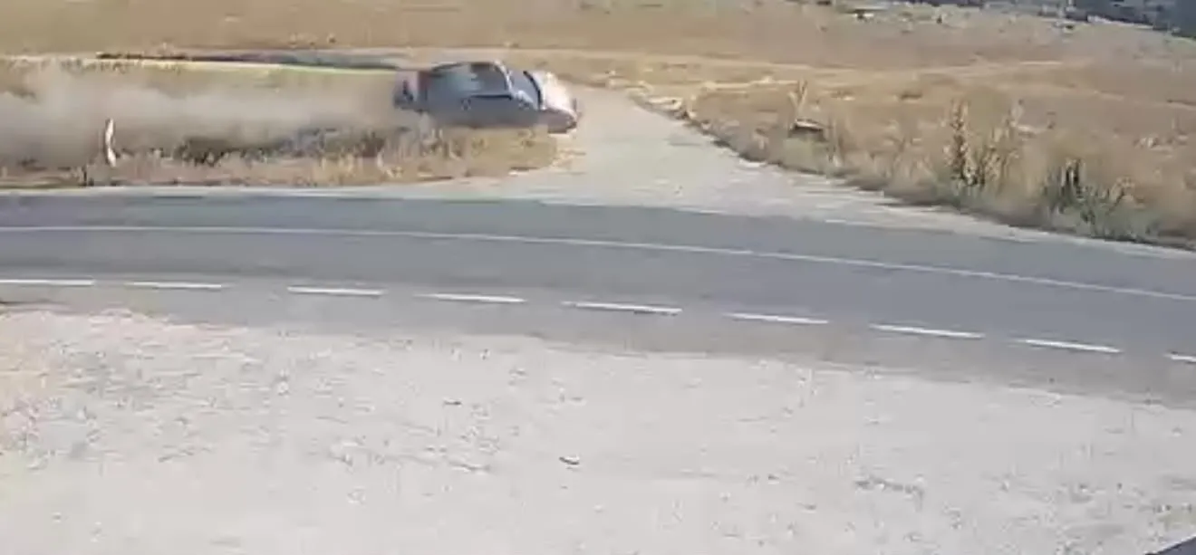 Afyonkarahisar'da feci kaza: Genç sürücü hayatını kaybetti