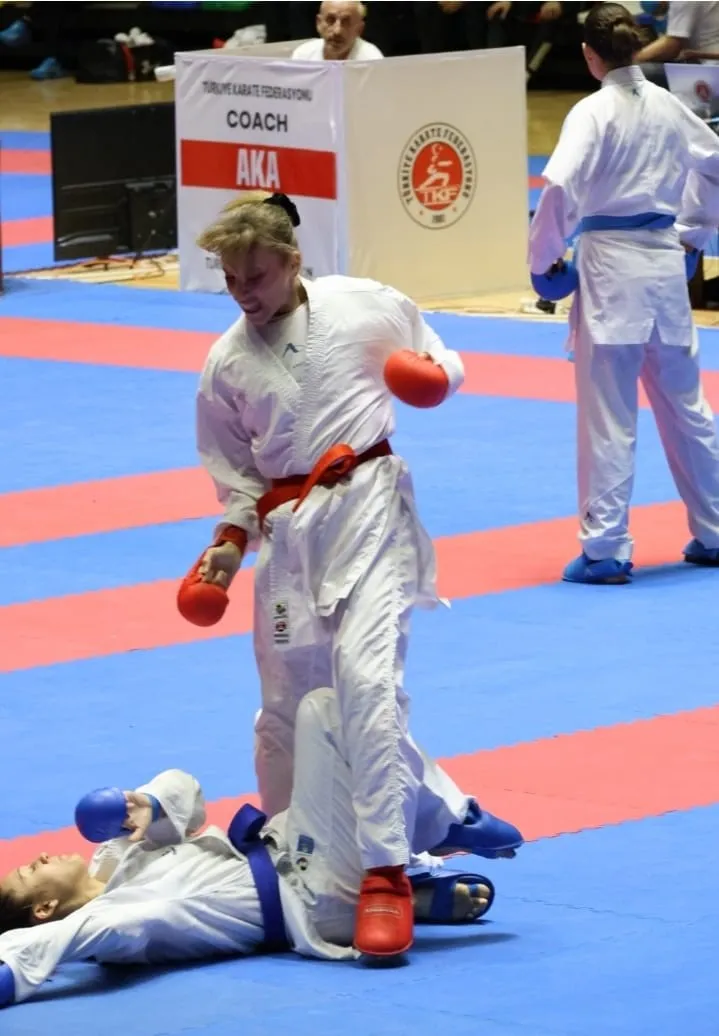 Samsun’daki karate şöleninde Aydın rüzgarı: Kürsüye çıkmayı başardılar
