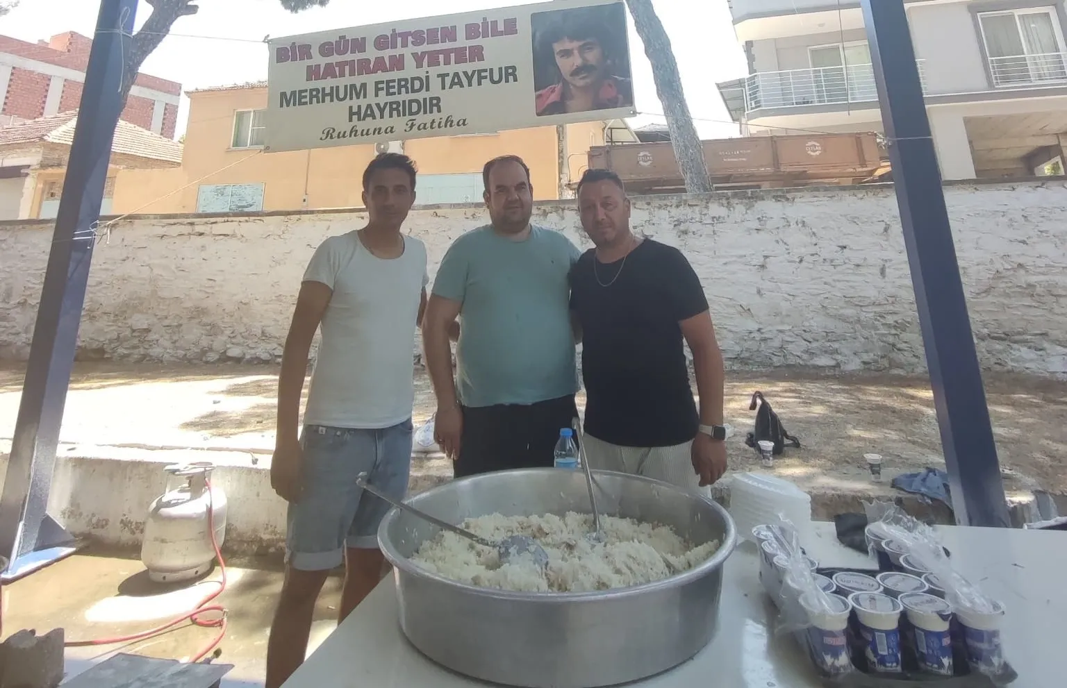 Arabeskin efsanesine vefalı veda: Aydınlı hayranlarından anlamlı hayır
