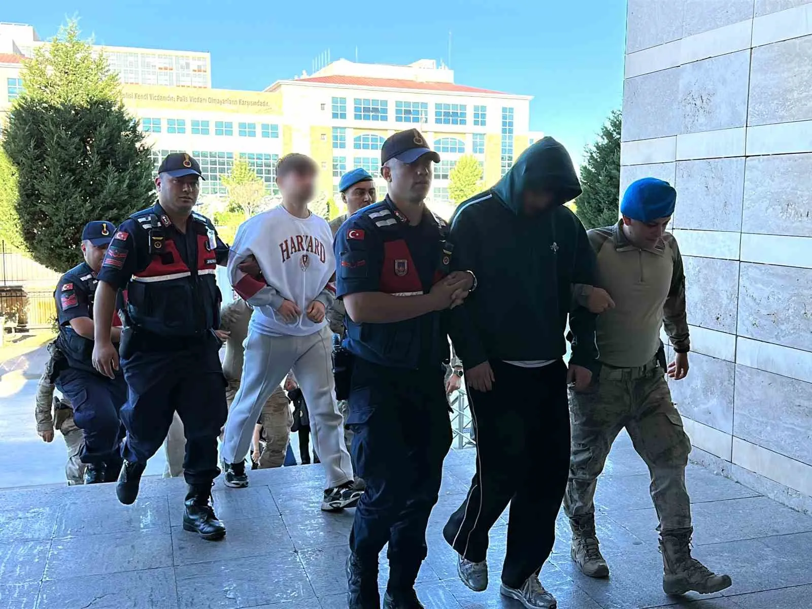 Uşak’ta belediye kadrosu üzerinden özel işletme vurgunu: 15 kişi hakim karşısında