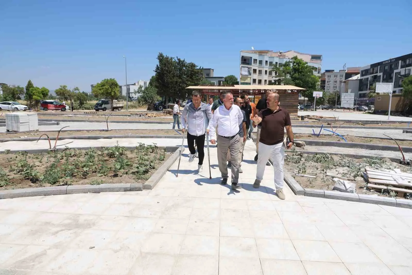 Muradiye’de sosyal dönüşüm hamlesi: Başkan Balaban şantiye alanına indi