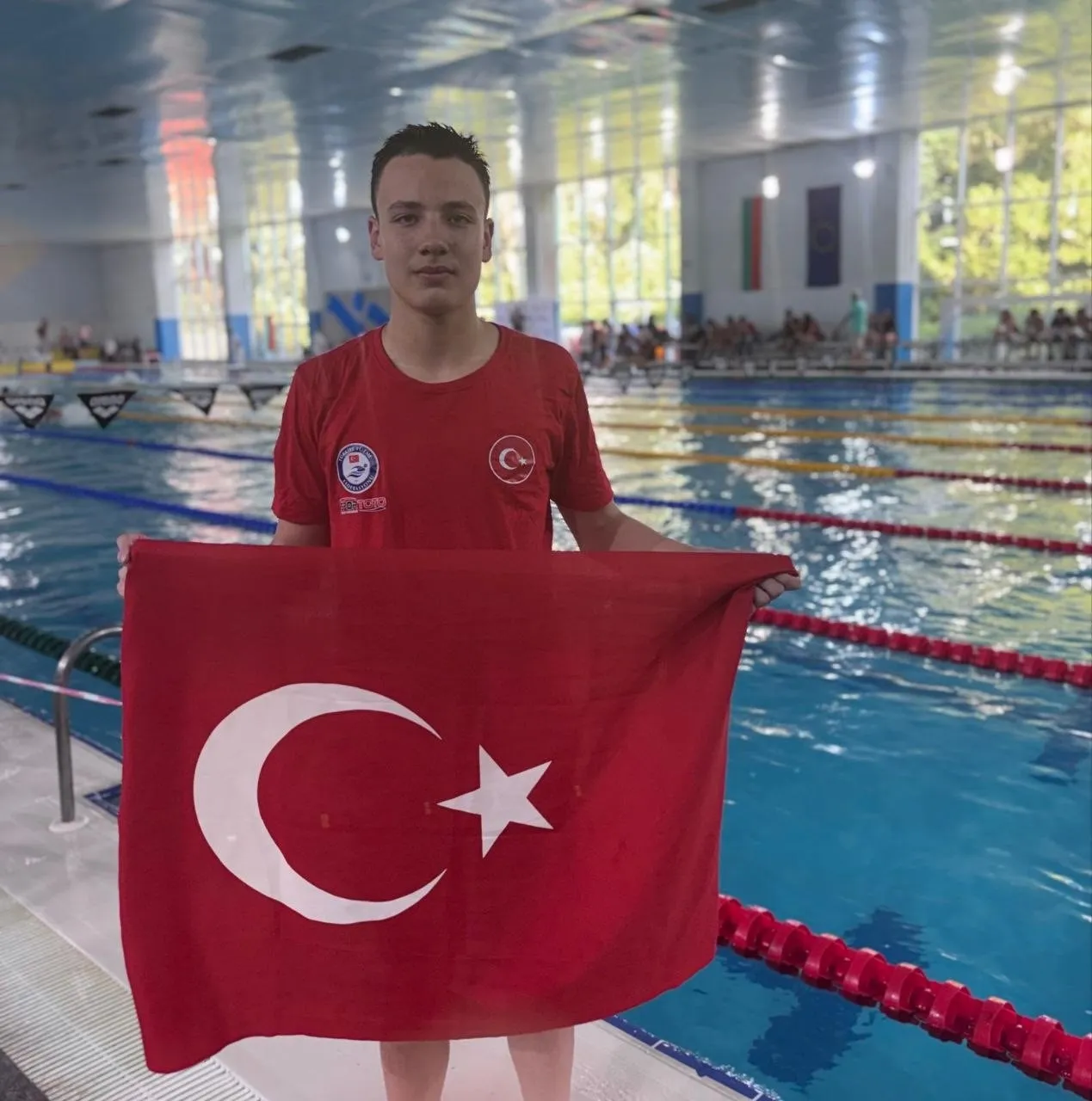 Denizli’nin altın kulaçları Avrupa ve Türkiye sahnesinde tarih yazdı