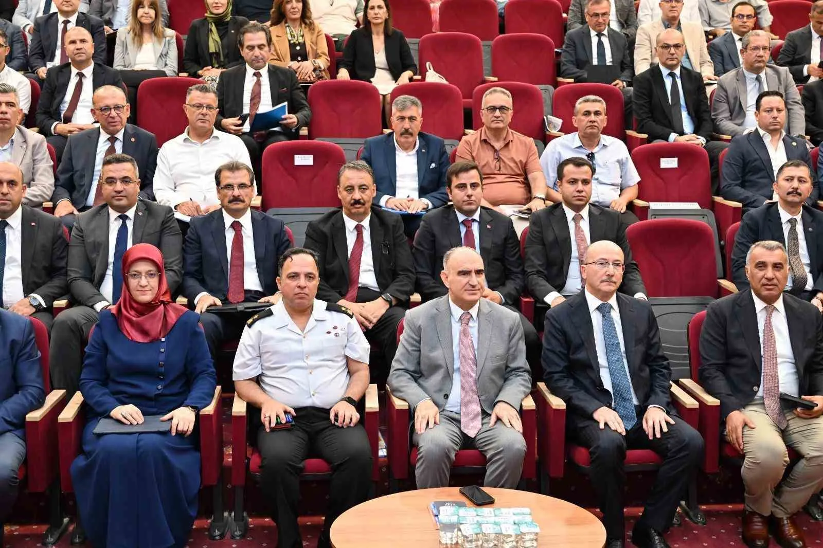 Manisa'da kamu ekonomisinde yeni dönem: Yerli üretim ve şeffaflık vurgusu