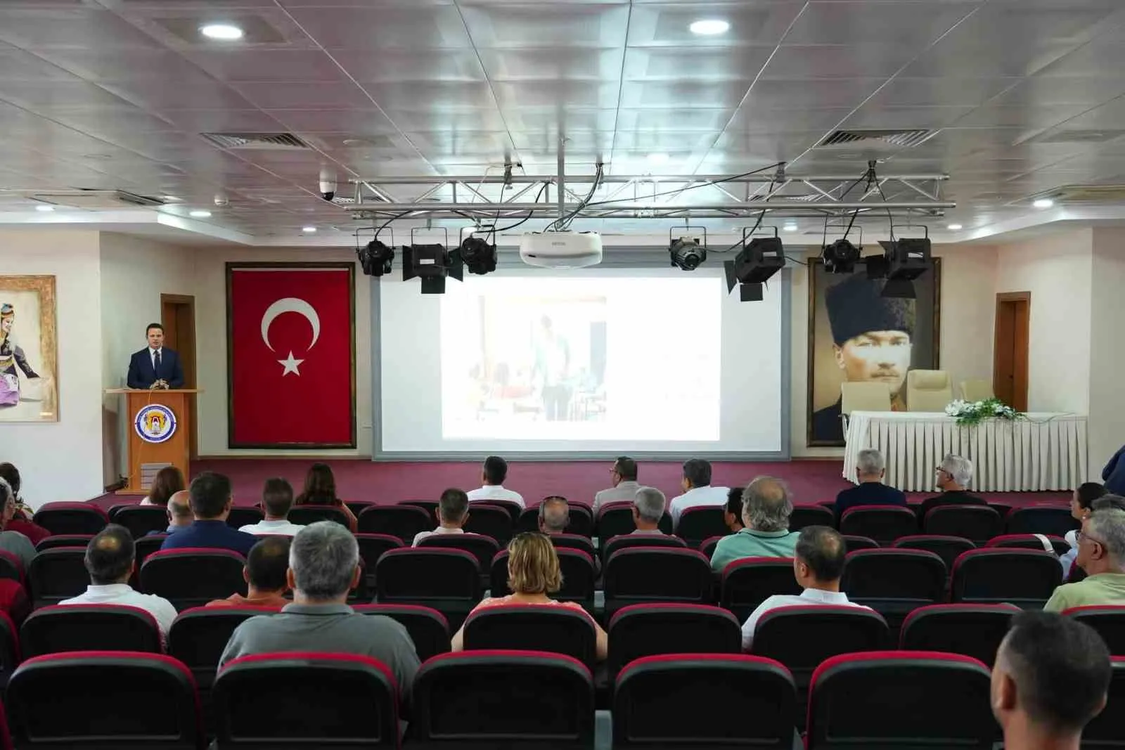 Muğla'da okul yöneticilerine afet eğitimi: Çocuk hakları öncelik olacak
