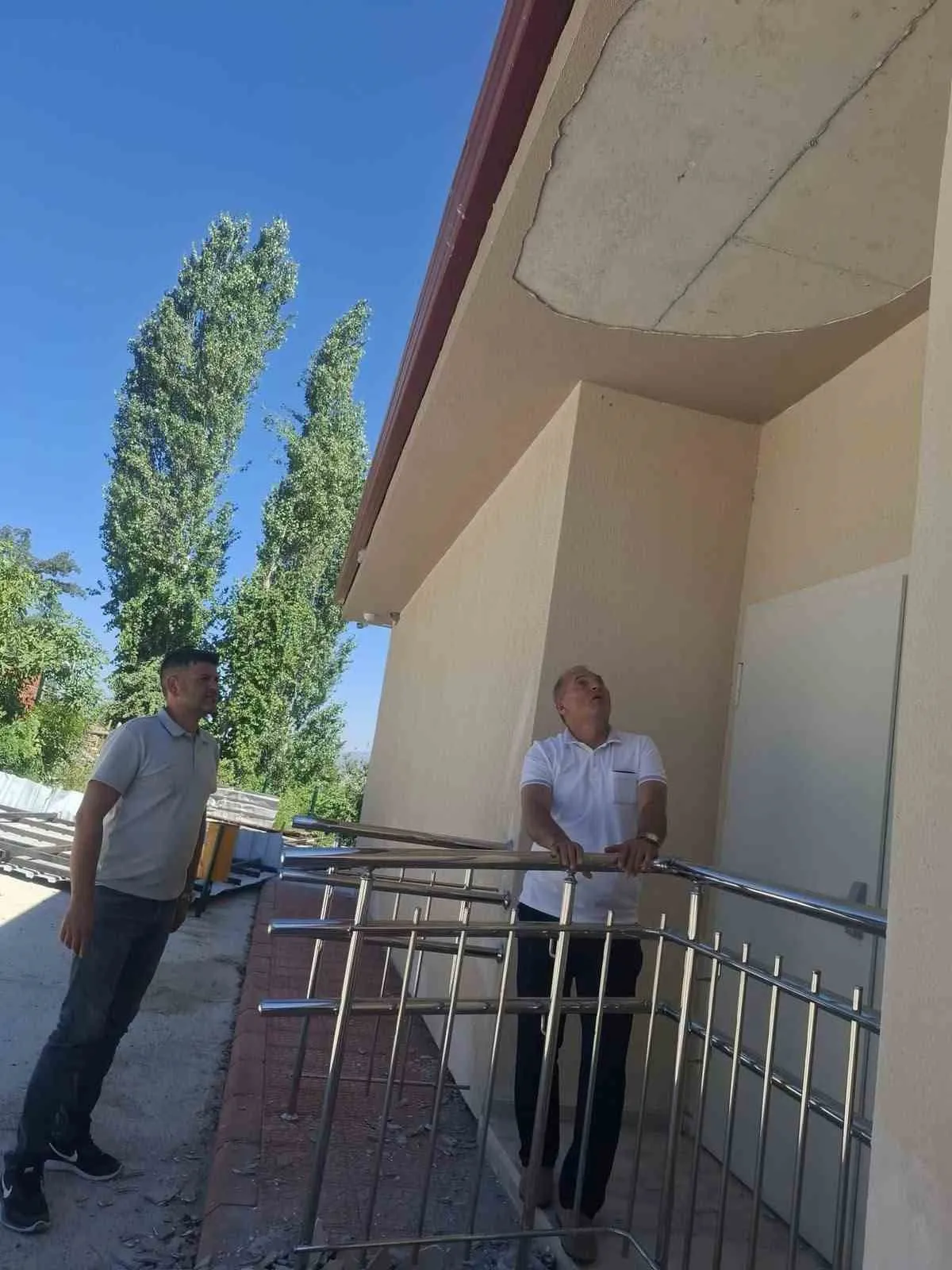 Sarıgöl'de yeni dönem hazırlıkları: İlçe Milli Eğitim Müdürü'nden ilk saha mesaisi