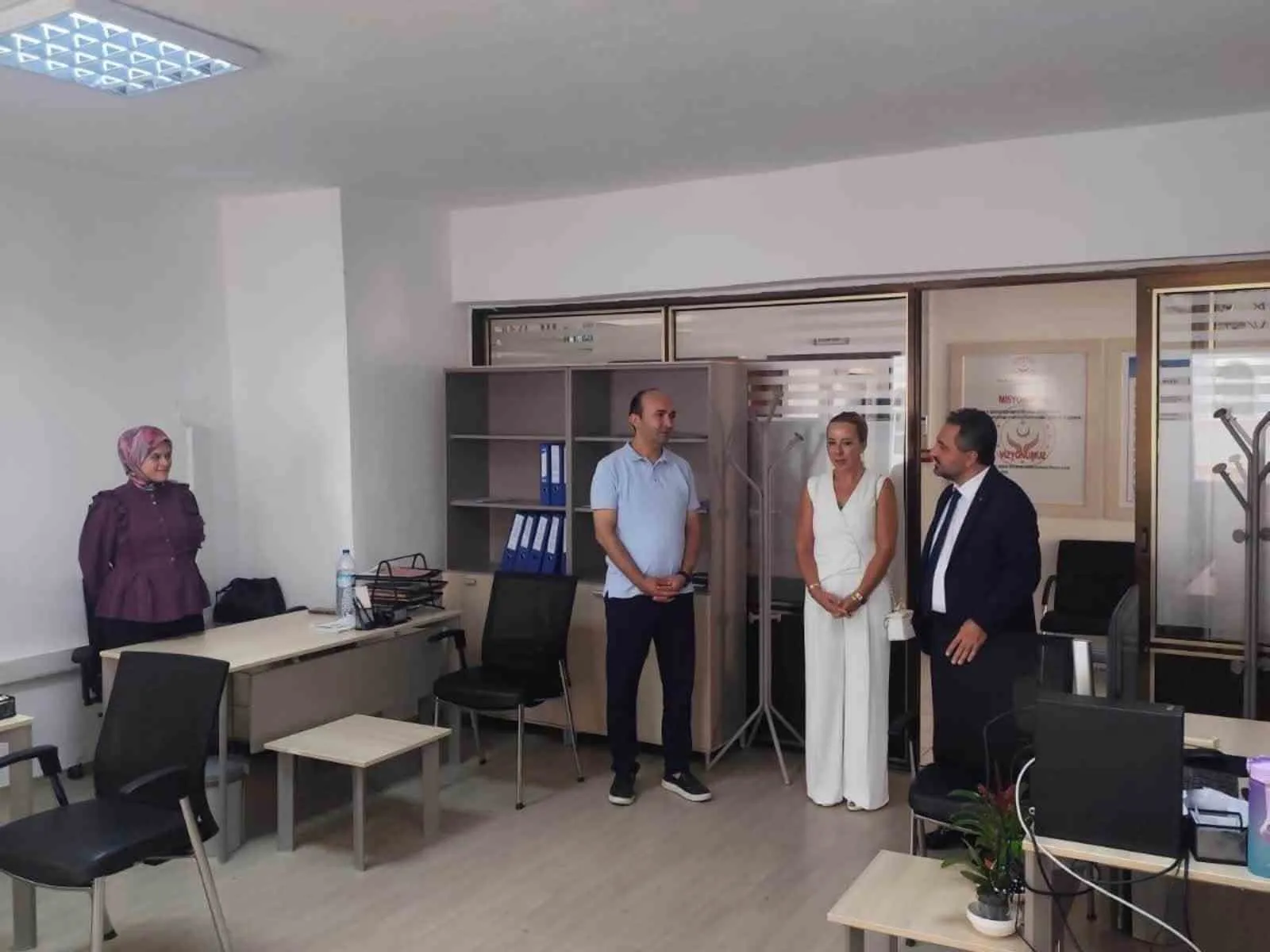 Seydikemer’de sosyal hizmet mesaisi: İl Müdürü Selçuk sahaya indi