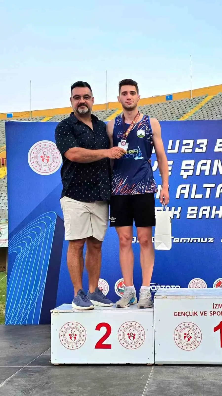 Aydınlı genç yetenekler İzmir'den madalyalarla döndü