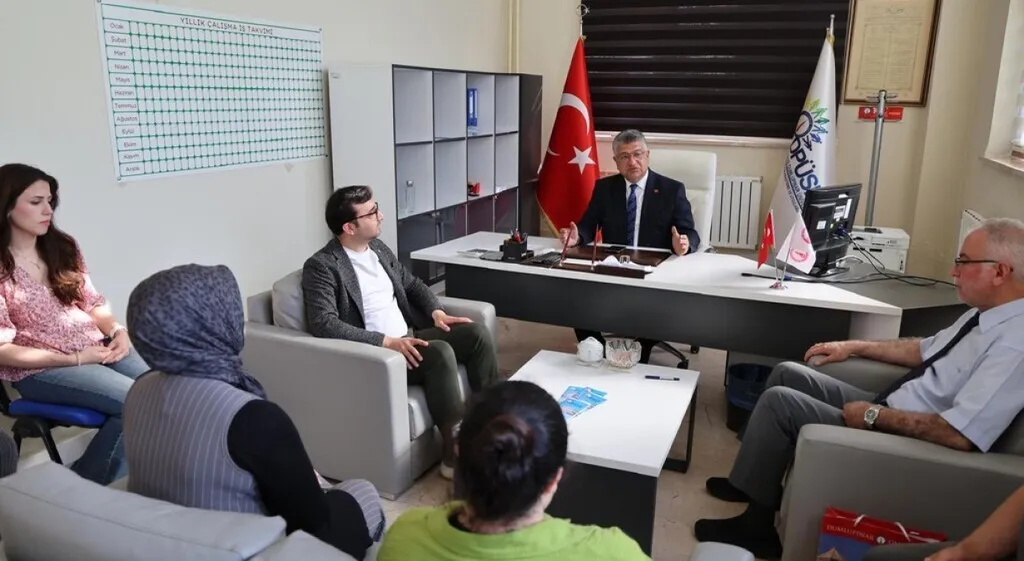 Dumlupınar Üniversitesi’nde bayrak değişimi: Sürekli Eğitim Merkezi’nde yeni dönem