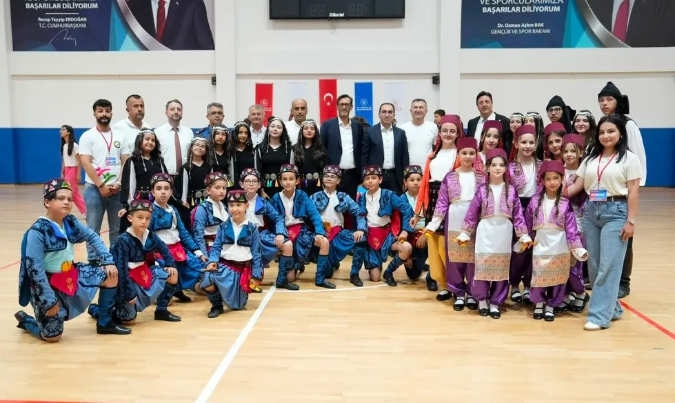 Tavşanlı'da yaz okulu heyecanı: Minikler tatili spor ve sanatla renklendiriyor