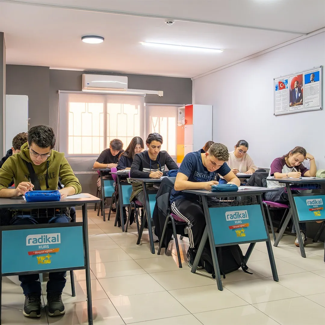 Sınav maratonunda Radikal farkı: Çeyrek asırlık tecrübe zirveye taşıdı