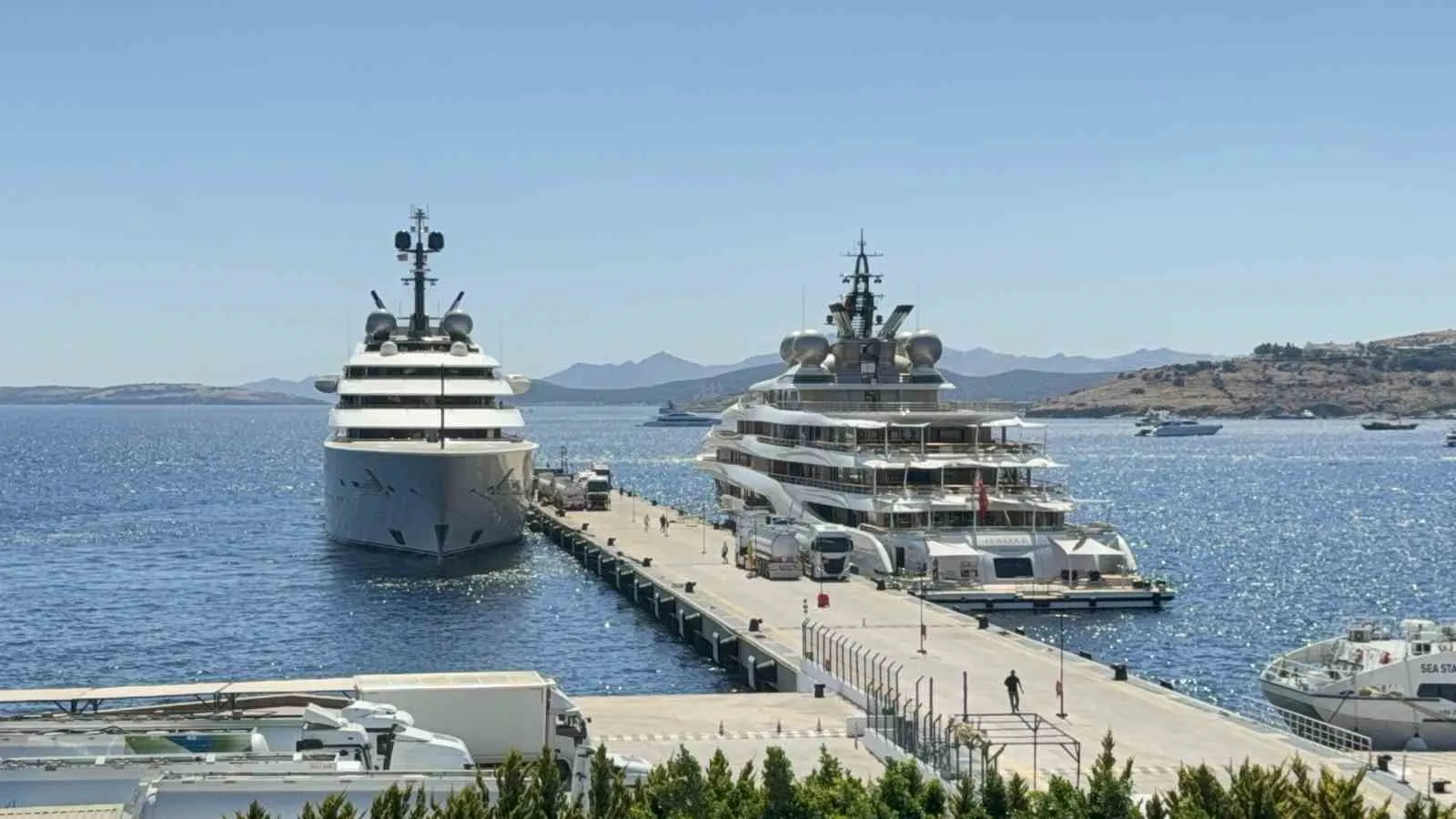 Bodrum limanında milyar dolarlık ikmal: 21 tankerle devasa yakıt operasyonu