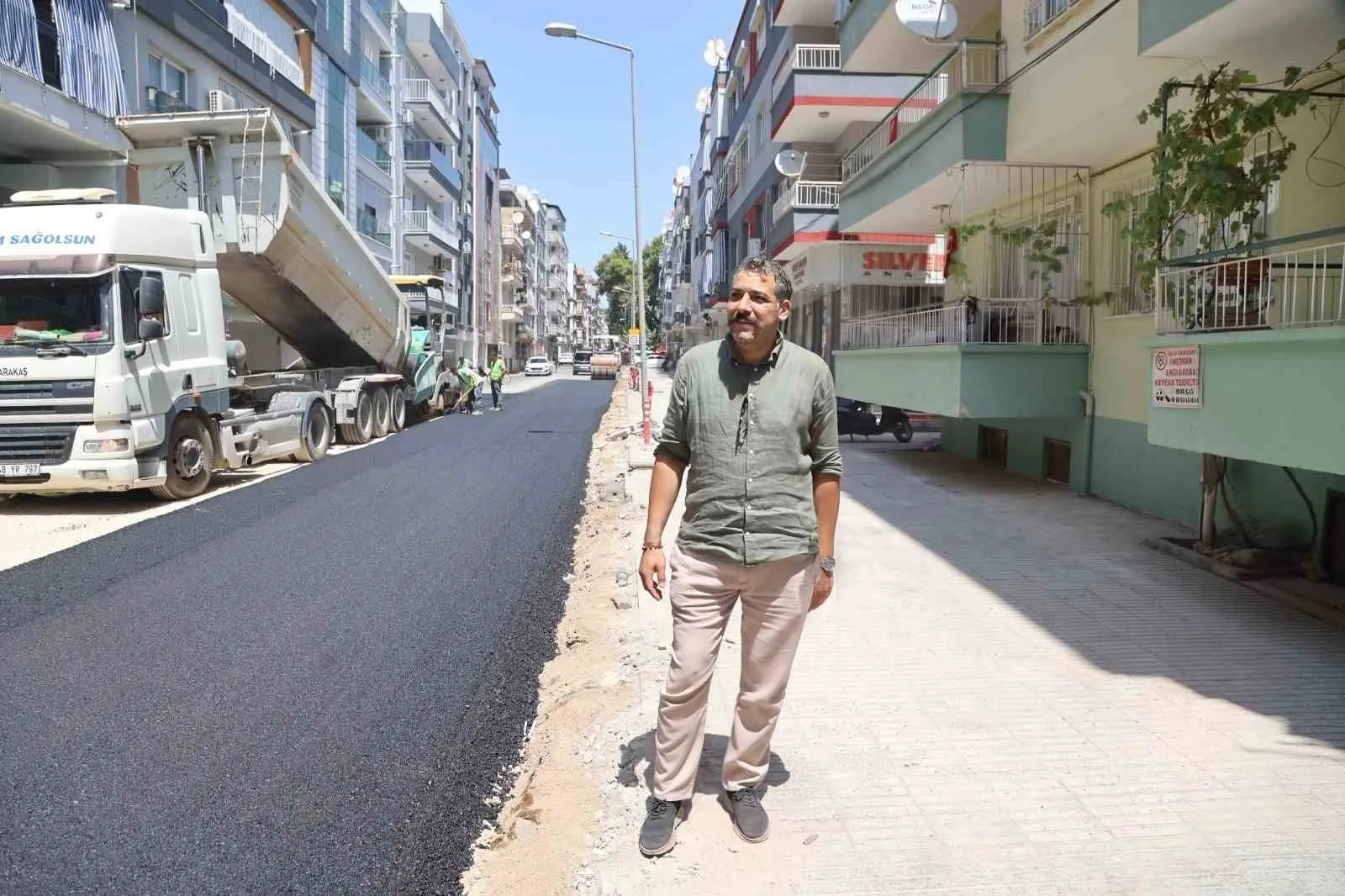 Efeler'de ulaşıma modern dokunuş: Albayrak Caddesi yenileniyor