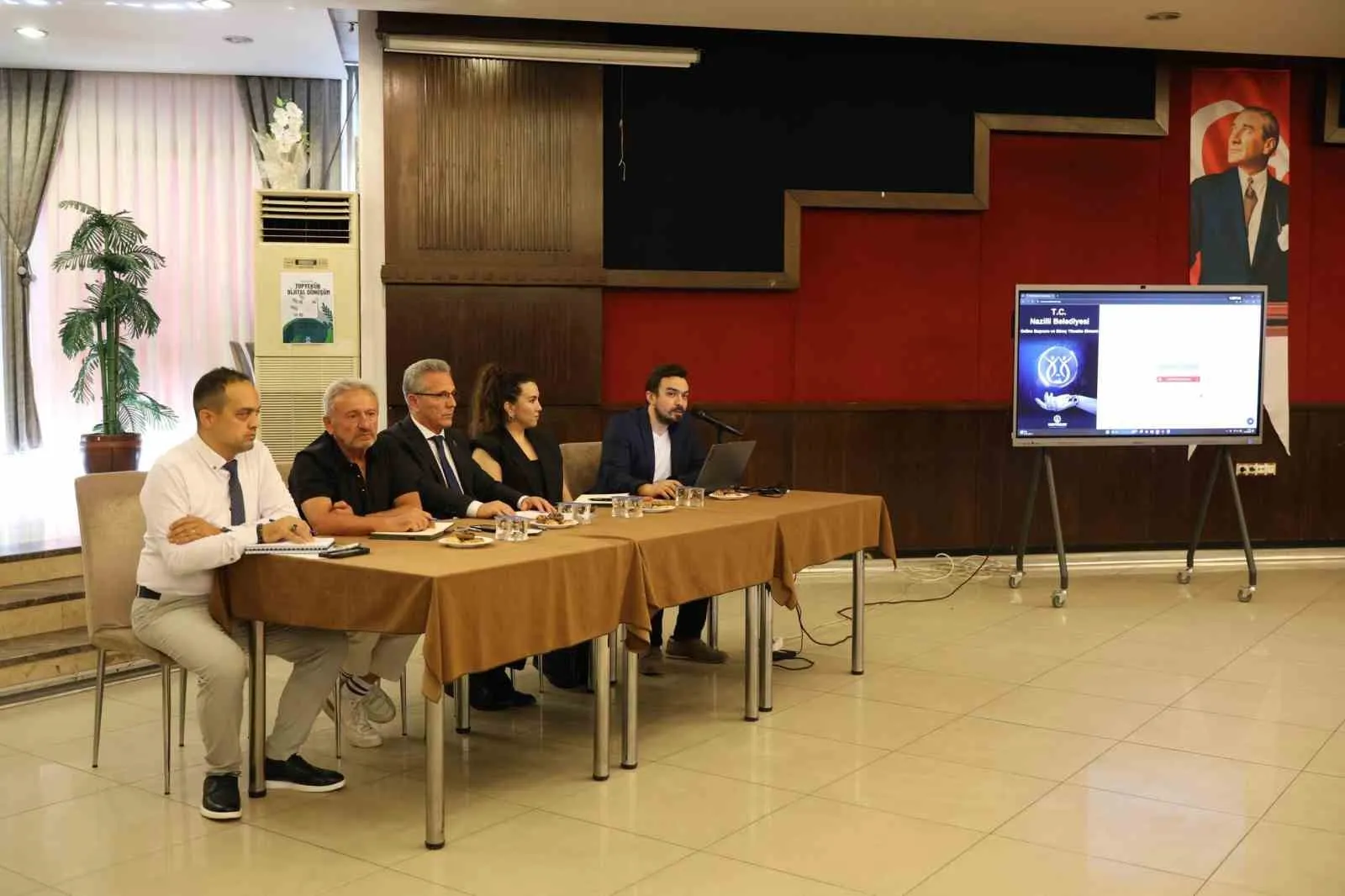 Nazilli’de belediyecilikte yeni dönem: İmar başvuruları internete taşınıyor