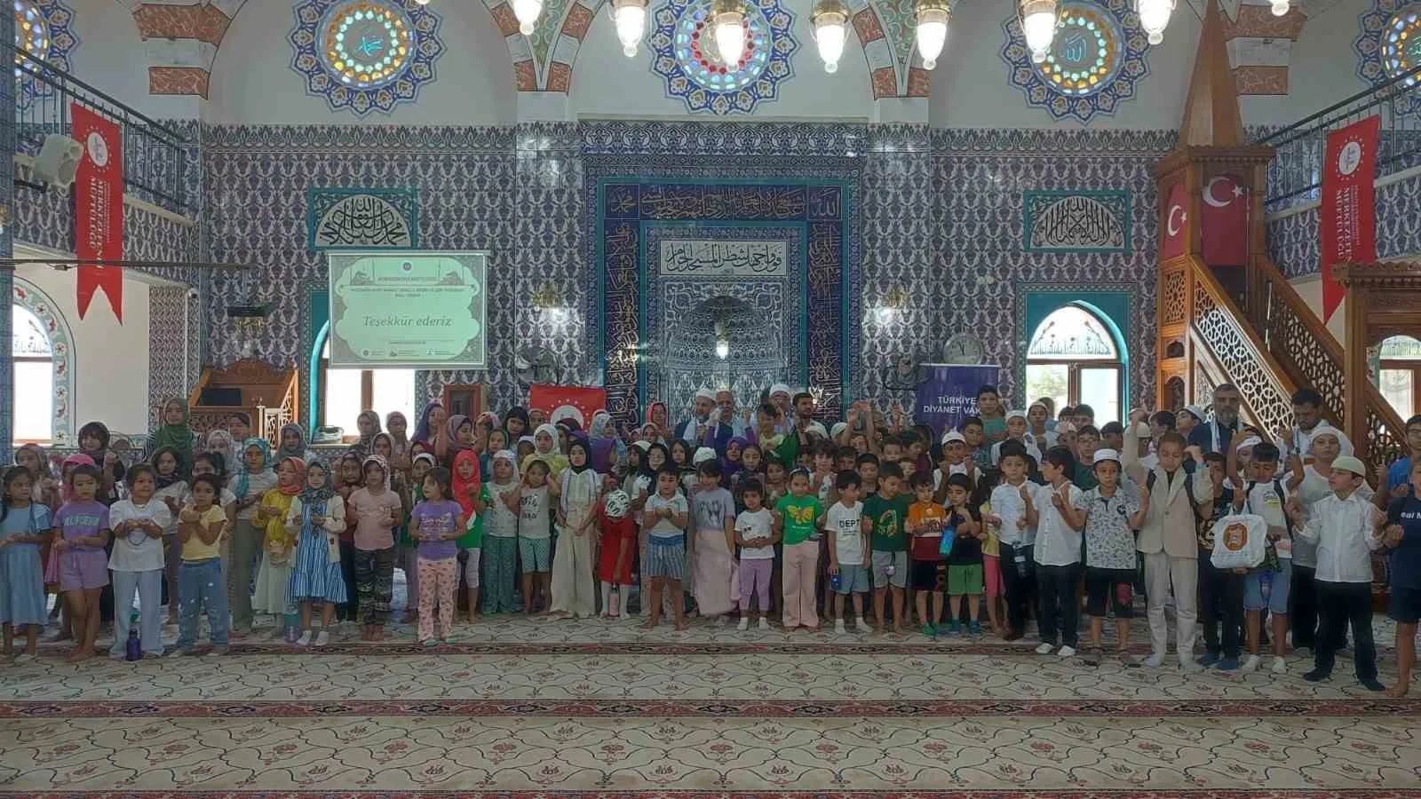 Minik kalplerden namaz temalı sanat şöleni: Denizli'de ödüller sahiplerini buldu