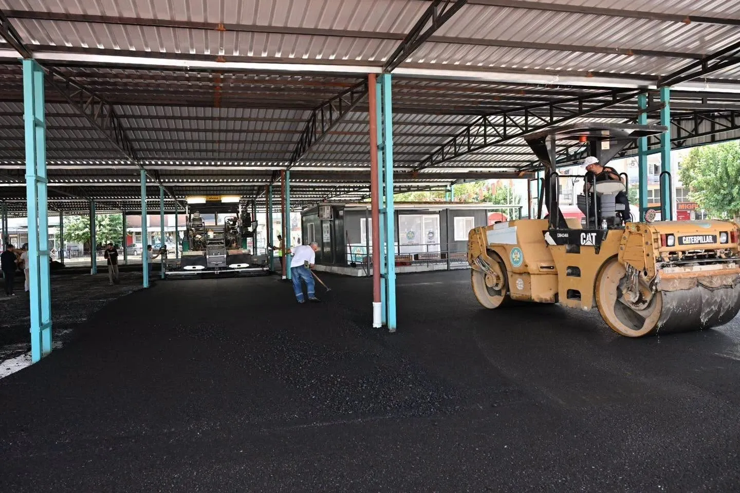 Manisa'da pazar yeri dönüşümü: Hem modern zemin hem de 500 araçlık otopark müjdesi